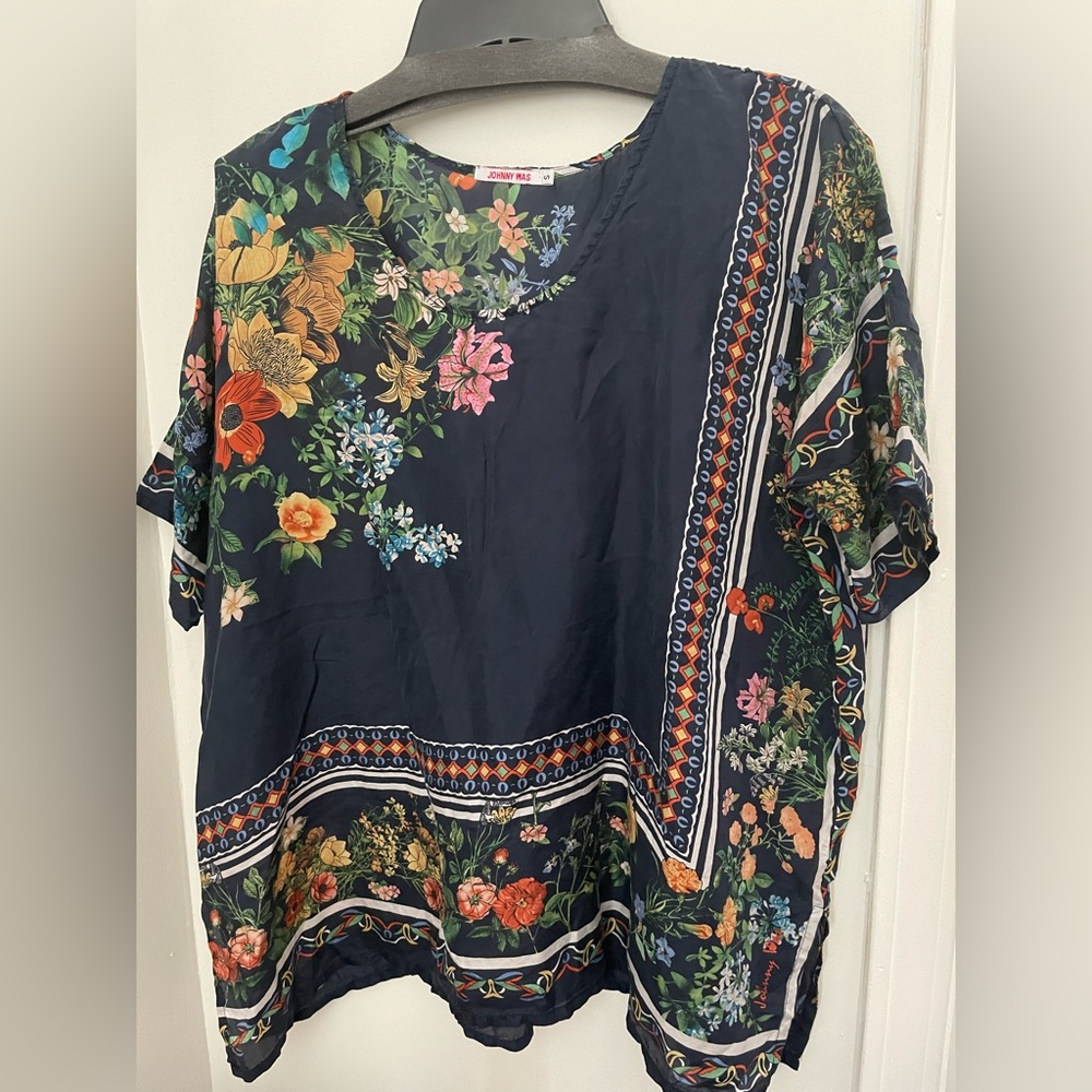 Johnny Was 100% silk floral top